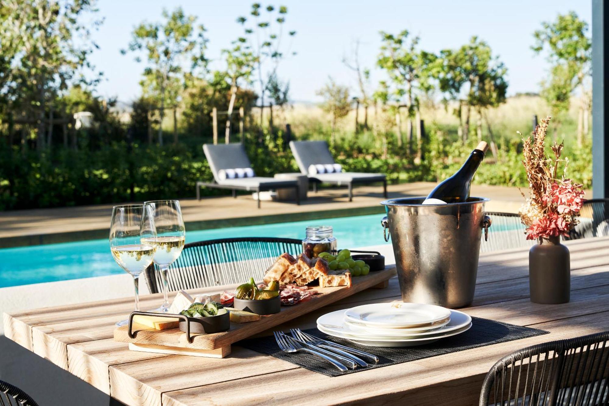 Vergenoegd Loew Boutique Hotel & Spa Cape Town Exterior photo